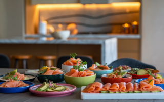 table-plat-saumon-avocat-cuisine